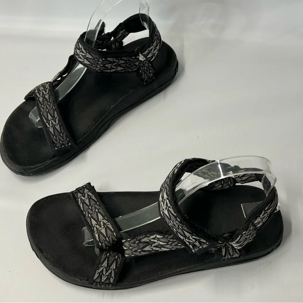 TEVA US 9 Black Mens Universal Terra Fi sport Hiking Outdoor Sandals Black Gray